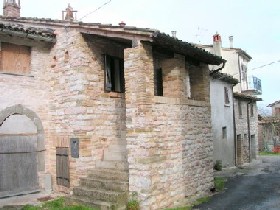 Casa a schiera Cagli --